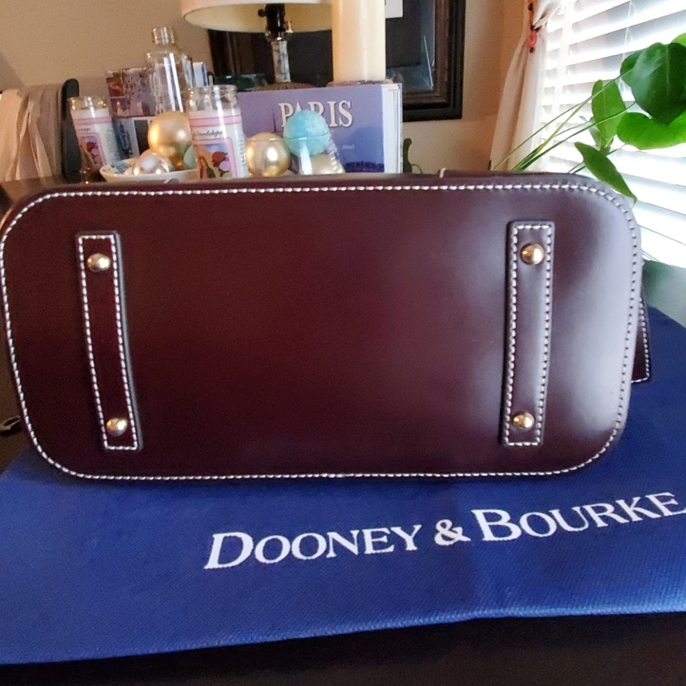 SOLD!!! Dooney & Burke - Picture 4 of 8